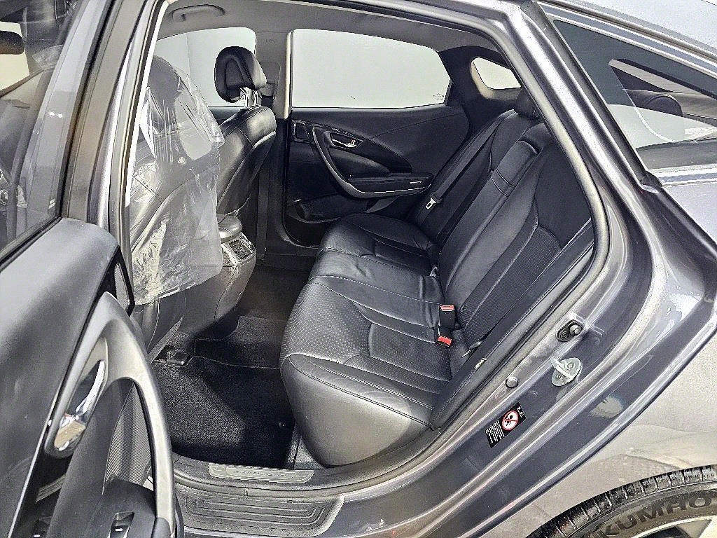 HYUNDAI Grandeur - Vista 10