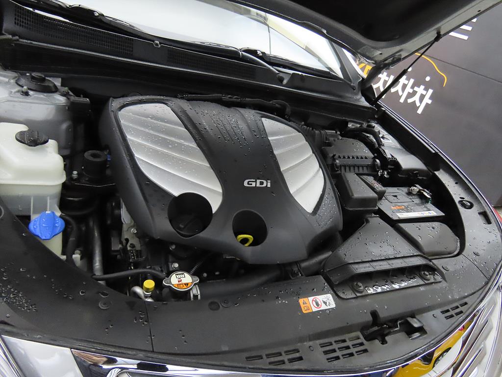 HYUNDAI Grandeur 2012 Gris - Importación desde Corea - HF Imports Iquique - Foto 19