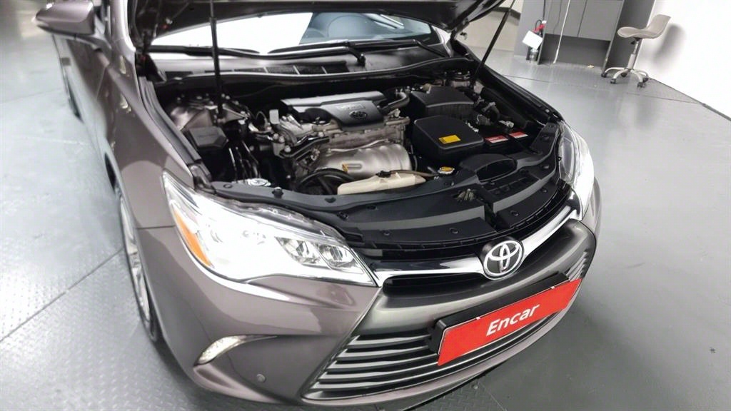 Toyota Camry - Vista 6