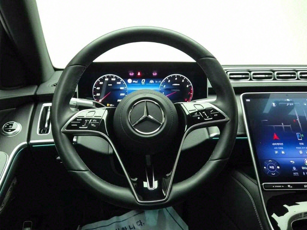 Mercedes Benz S Class - Vista 9