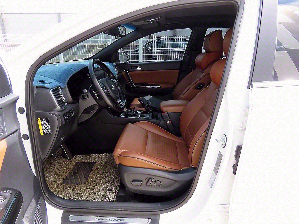 KIA Sportage - Vista 5