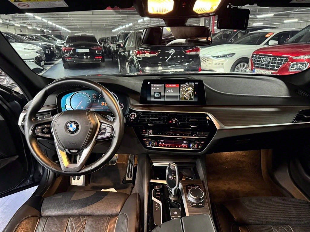 BMW 5 Series - Vista 10