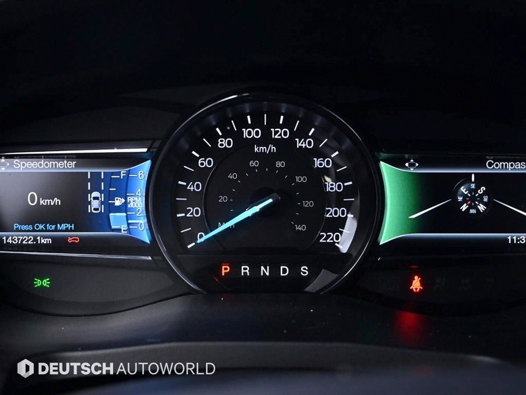 Ford Explorer - Vista 8