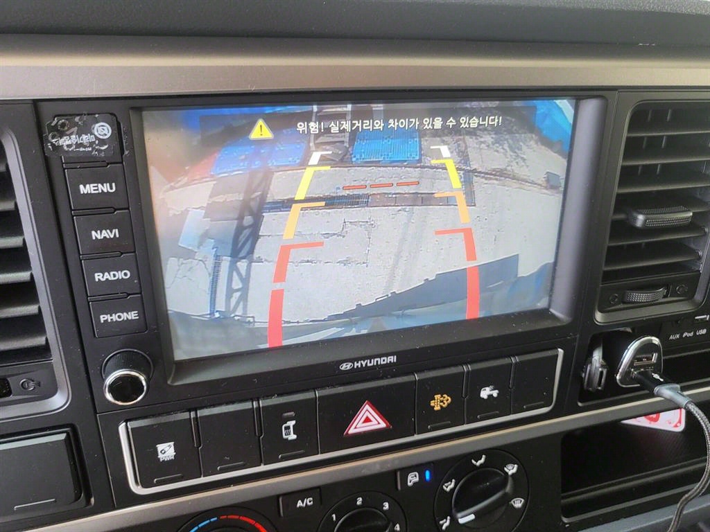 medium and large cargo truck - Vista 7