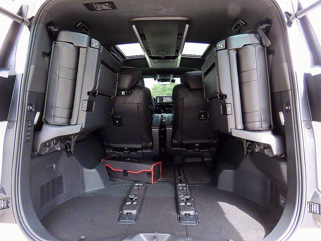 Toyota Alphard 2024 Blanco - Importación desde Corea - HF Imports Iquique - Foto 16