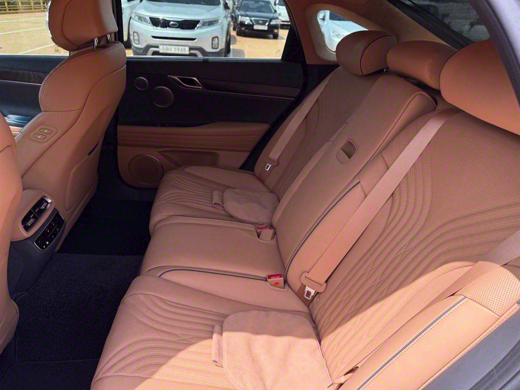 Genesis G80 - Vista 11