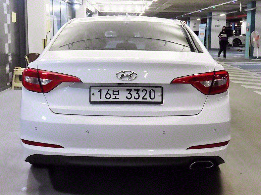 HYUNDAI Sonata - Vista 5