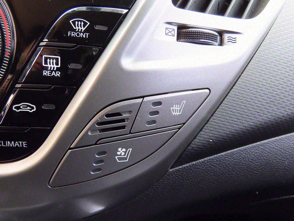 HYUNDAI Veloster - Vista 12