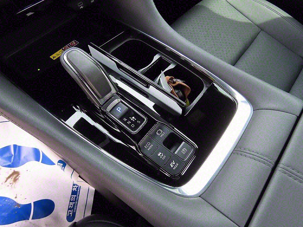 Toyota Alphard - Vista 11