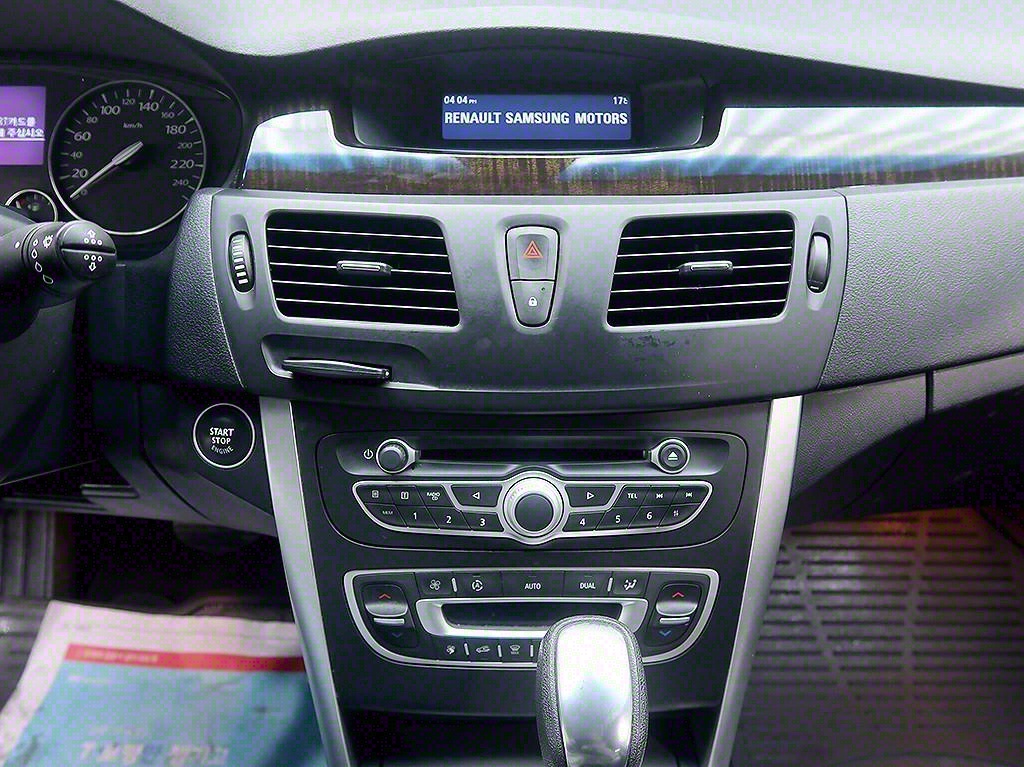 SAMSUNG SM5 2012 Gris - Importación desde Corea - HF Imports Iquique - Foto 9