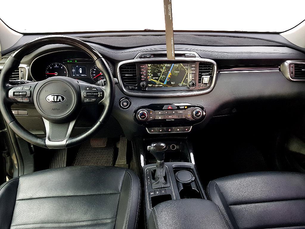 KIA Sorento - Vista 5
