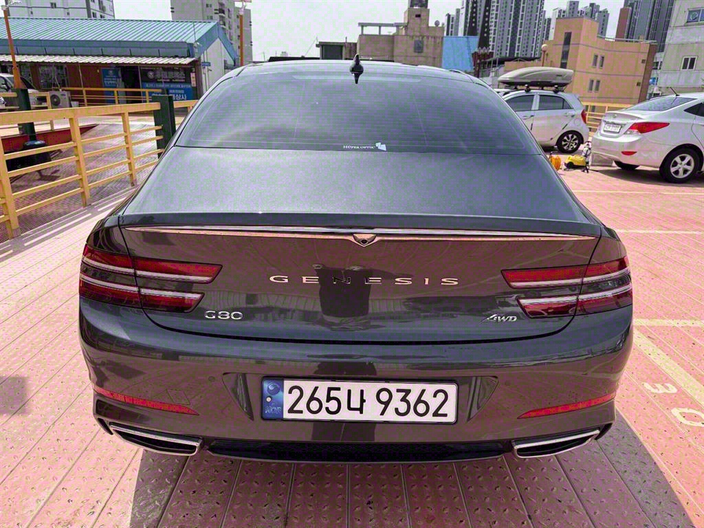 Genesis G80 - Vista 4