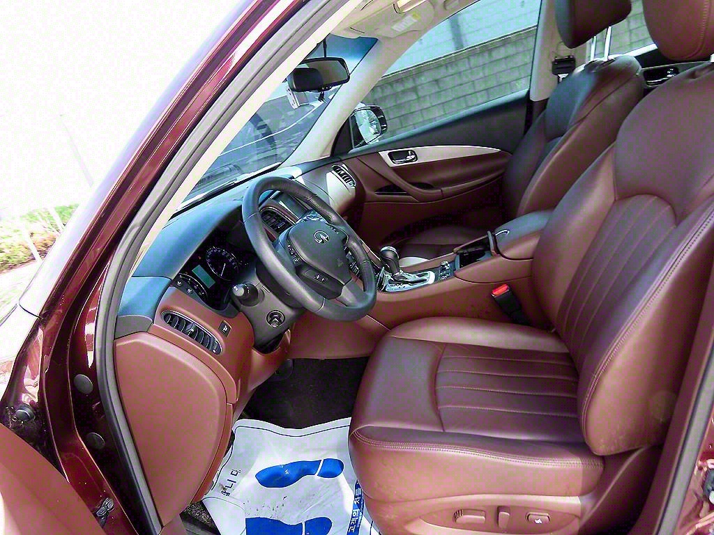 Infiniti QX - Vista 5