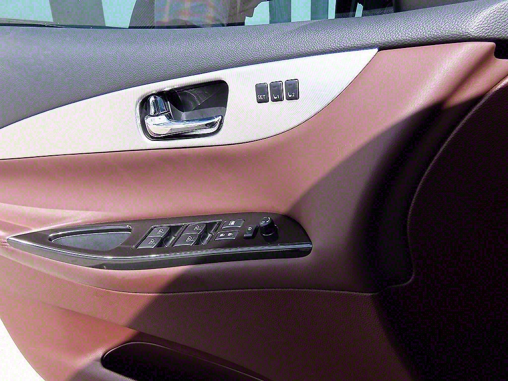 Infiniti QX - Vista 11