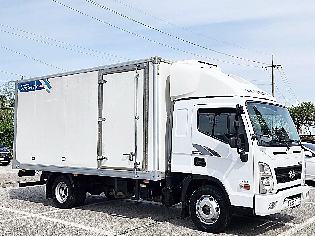 medium and large cargo truck 2017 Blanco - Importación desde Corea - HF Imports Iquique - Foto 14