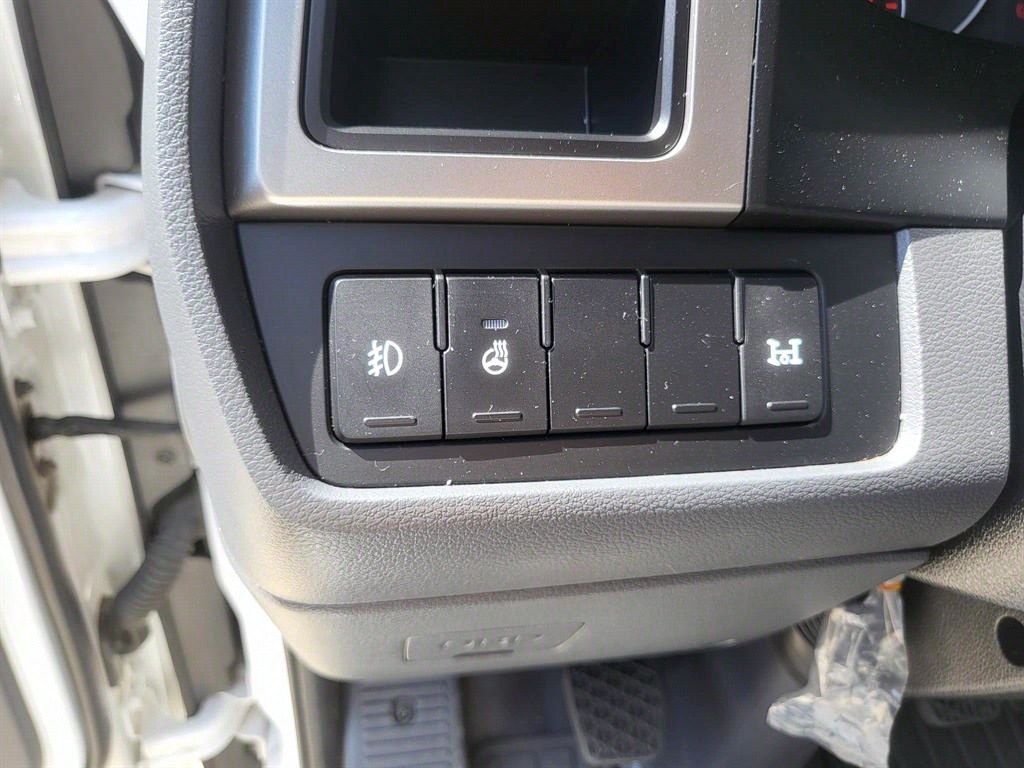 medium and large cargo truck - Vista 10