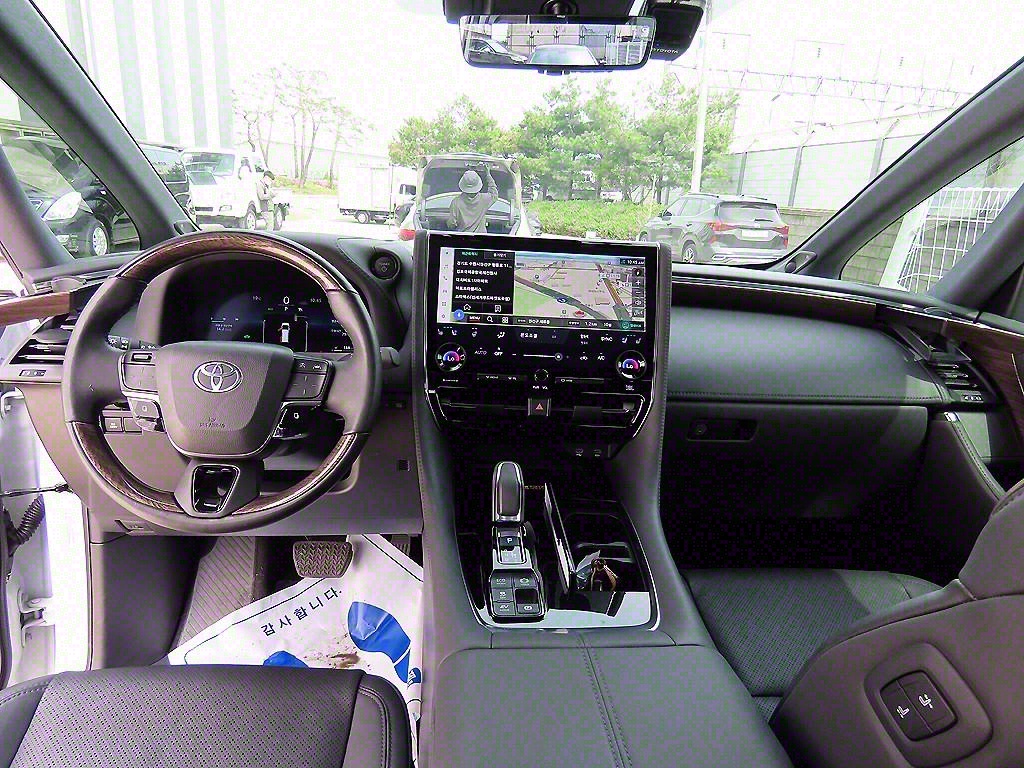 Toyota Alphard - Vista 7