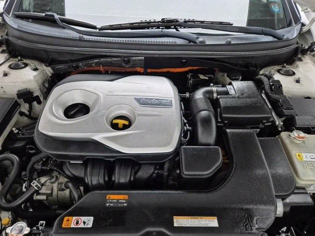 HYUNDAI Sonata - Vista 5