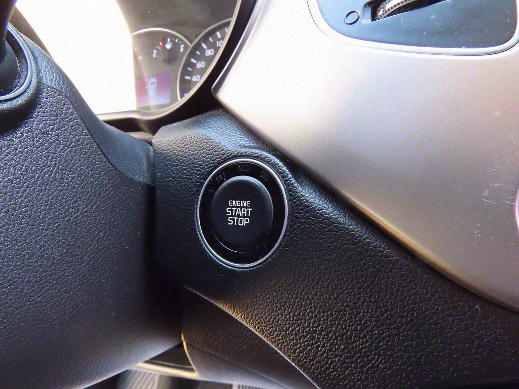 KIA Carens - Vista 10