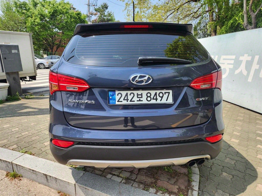 HYUNDAI Santa Fe - Vista 4