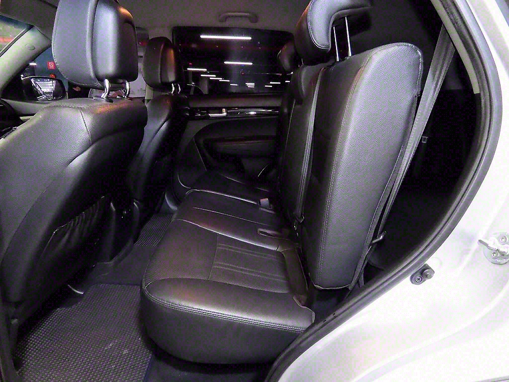 KIA Sorento - Vista 7