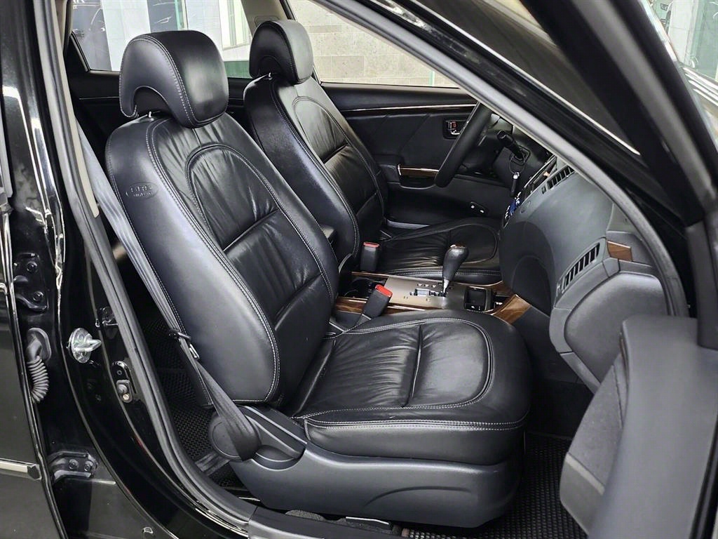 HYUNDAI Grandeur - Vista 6