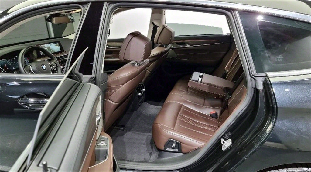 BMW Gran Turismo - Vista 12