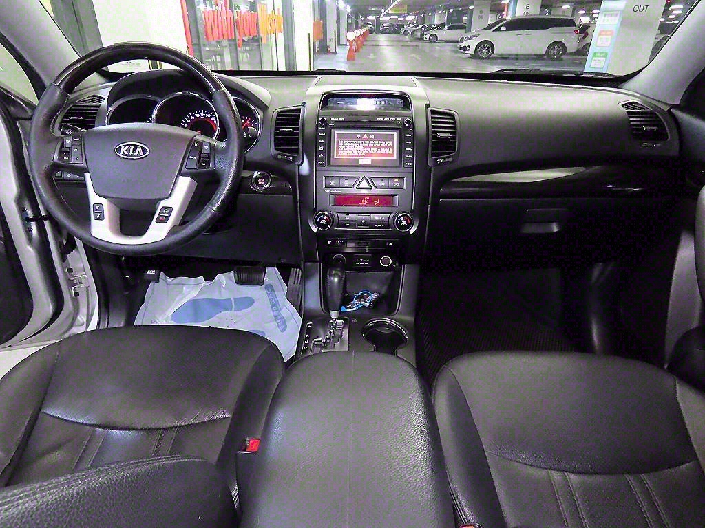 KIA Sorento - Vista 10