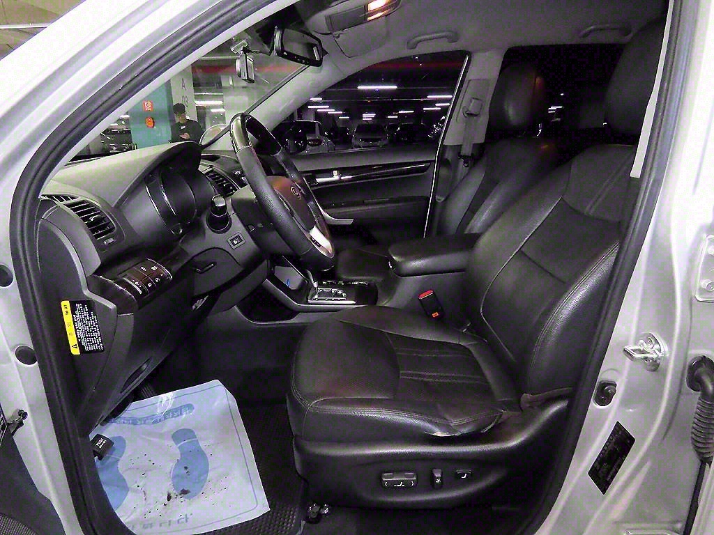 KIA Sorento - Vista 6