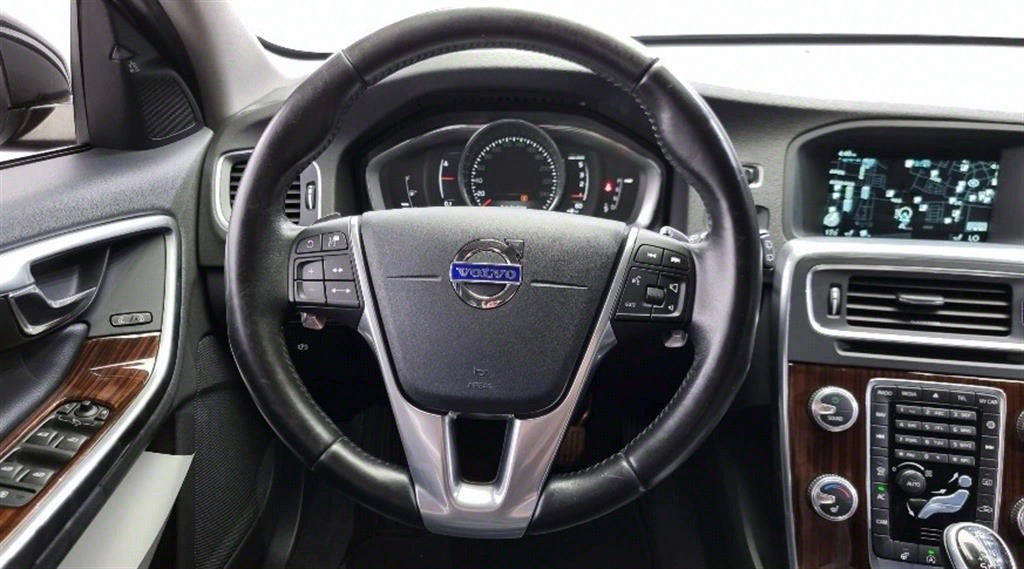 Volvo V60 2017 Negro - Importación desde Corea - HF Imports Iquique - Foto 13