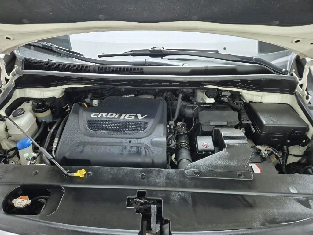 KIA Carnival 2016 Blanco - Importación desde Corea - HF Imports Iquique - Foto 1