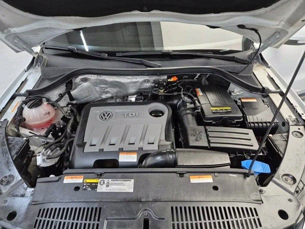 Volkswagen Tiguan - Vista 5