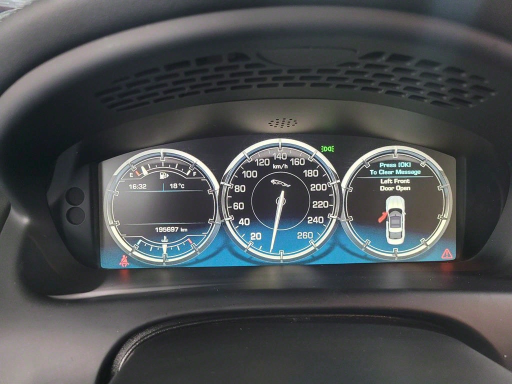 Jaguar XJ 2015 Negro - Importación desde Corea - HF Imports Iquique - Foto 14