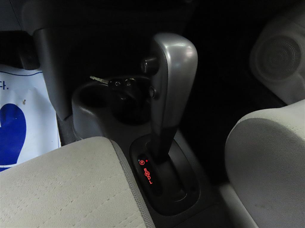 Nissan Cube - Vista 11