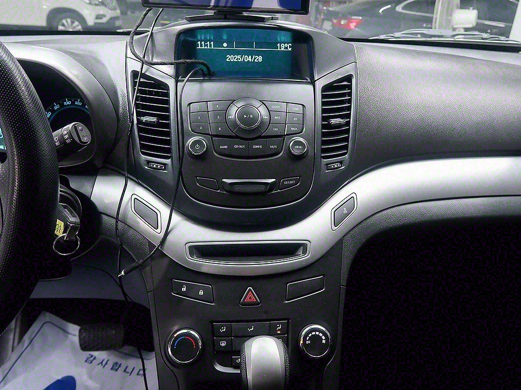 Chevrolet Orlando 2015 Blanco - Importación desde Corea - HF Imports Iquique - Foto 9