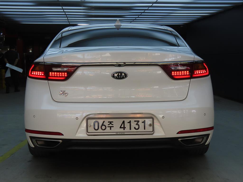 KIA K7 - Vista 4