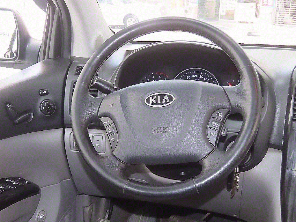 KIA Carnival 2012 Plateado - Importación desde Corea - HF Imports Iquique - Foto 17