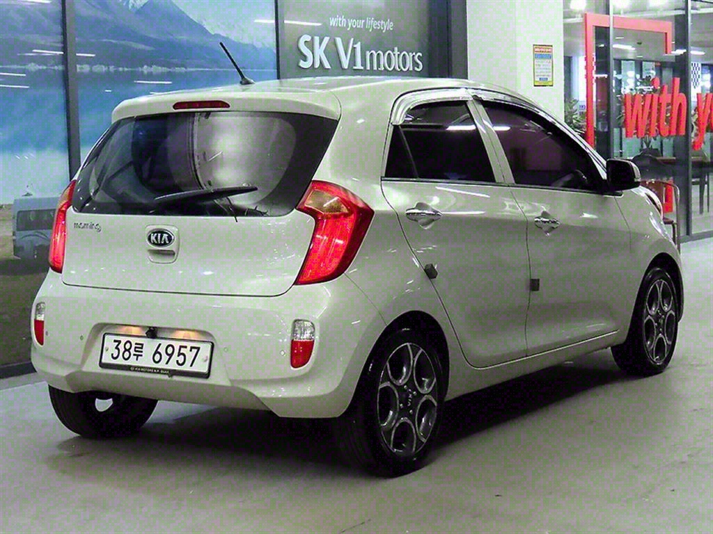 KIA Morning - Vista 4