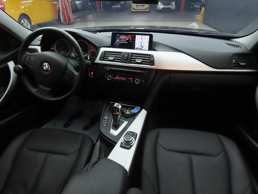 BMW 3 series - Vista 5