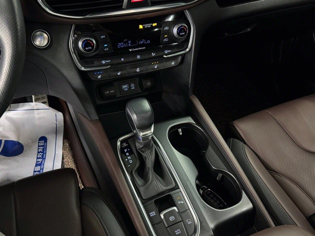 HYUNDAI Santa Fe - Vista 10