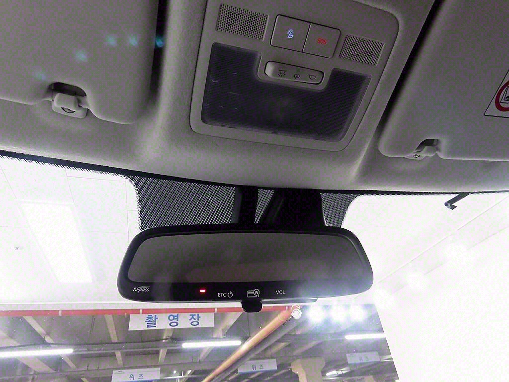 HYUNDAI Casper - Vista 12