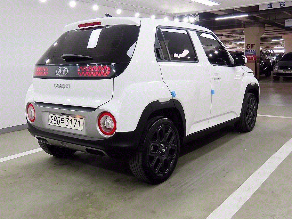 HYUNDAI Casper - Vista 4