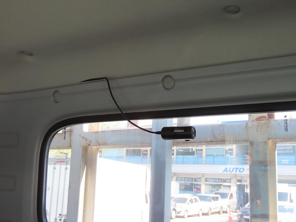 medium and large cargo Cargo 2023 Blanco - Importación desde Corea - HF Imports Iquique - Foto 16