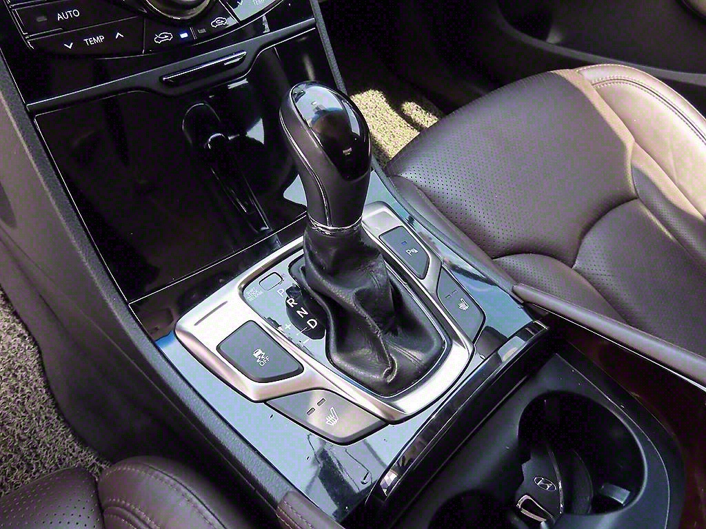 HYUNDAI Grandeur - Vista 10