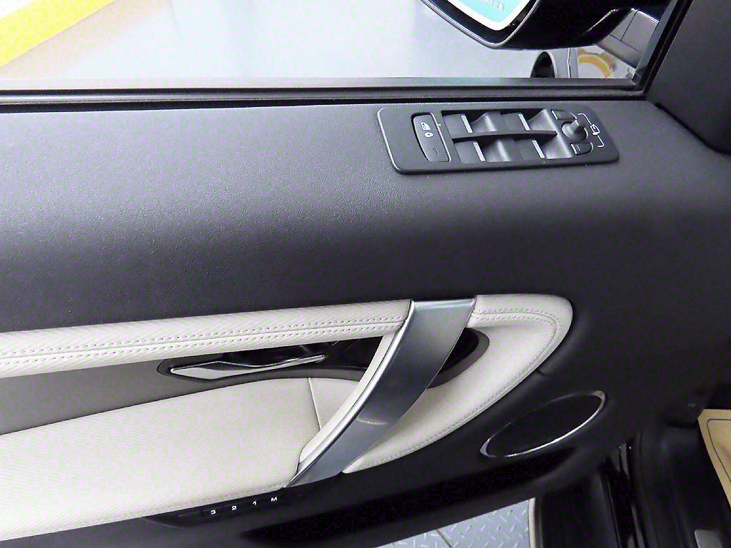 Land Rover Discovery Sports - Vista 11