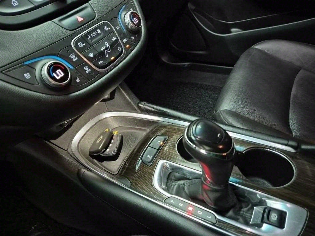 Chevrolet Malibu - Vista 8