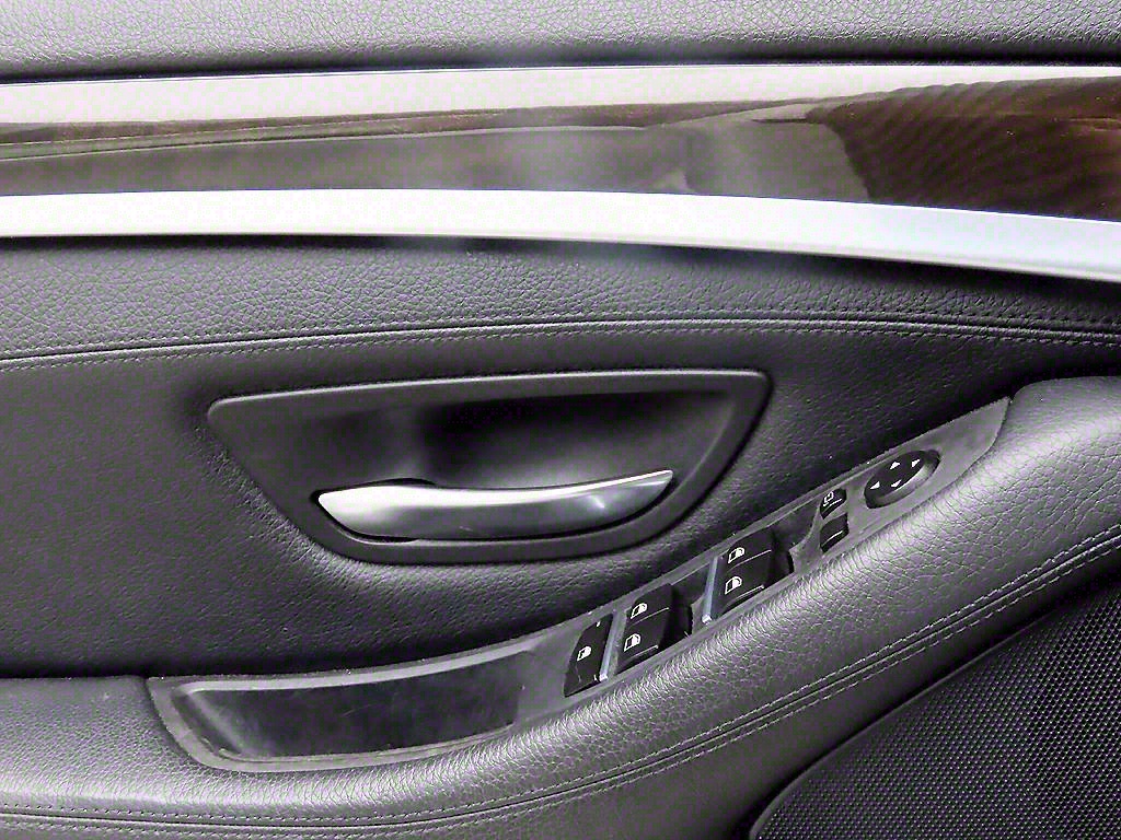 BMW 5 Series - Vista 11