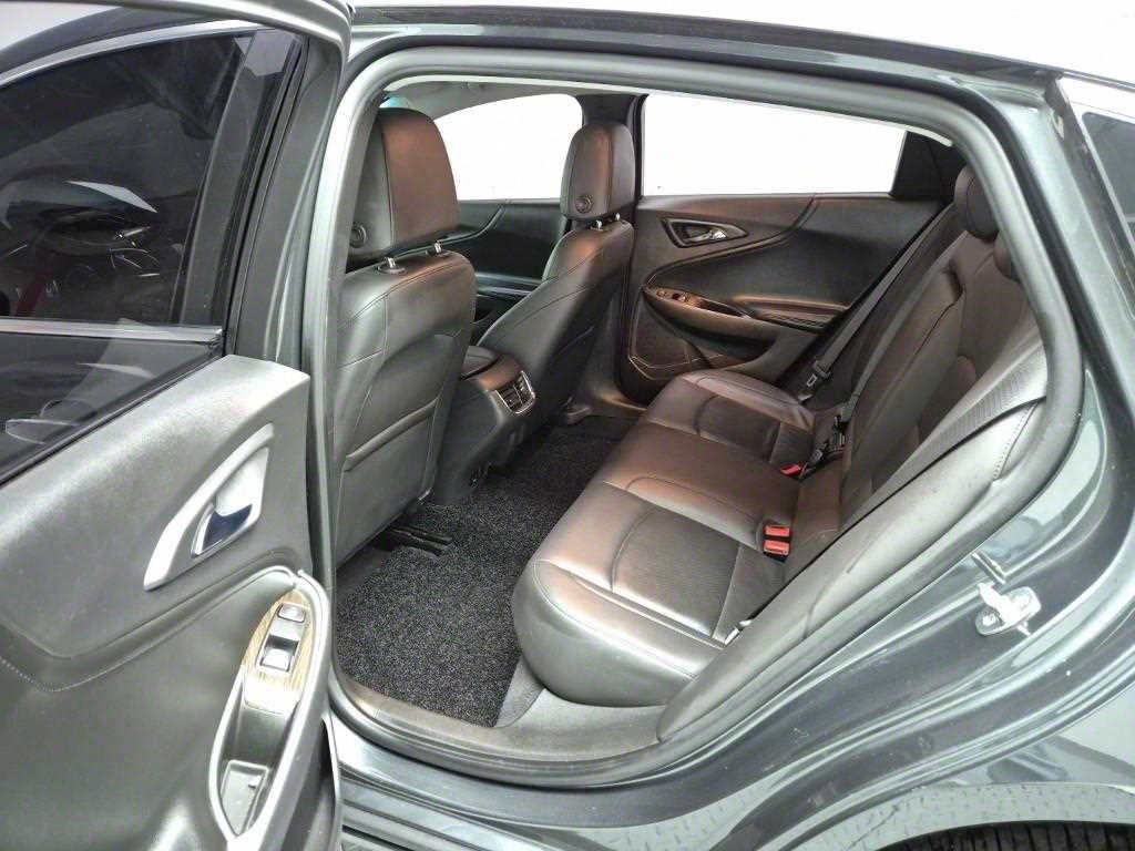 Chevrolet Malibu - Vista 12