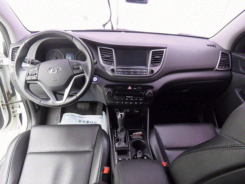 HYUNDAI Tucson - Vista 8