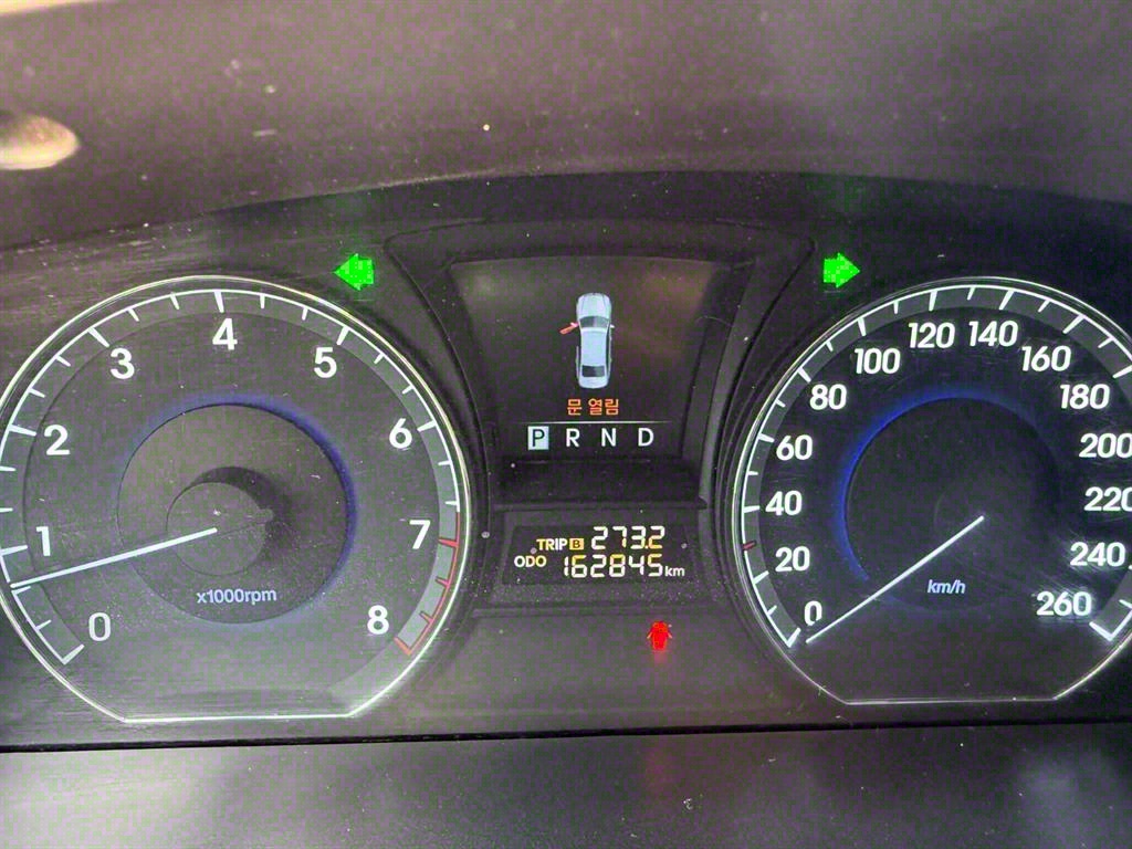 HYUNDAI Equus - Vista 6